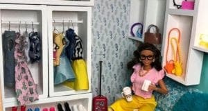 Barbie Walk-in Closet Decoration