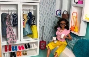 Barbie Walk-in Closet Decoration