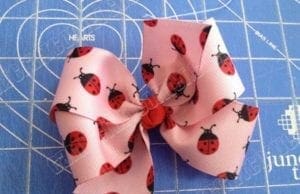 How to make your own custom 4″ hair bows